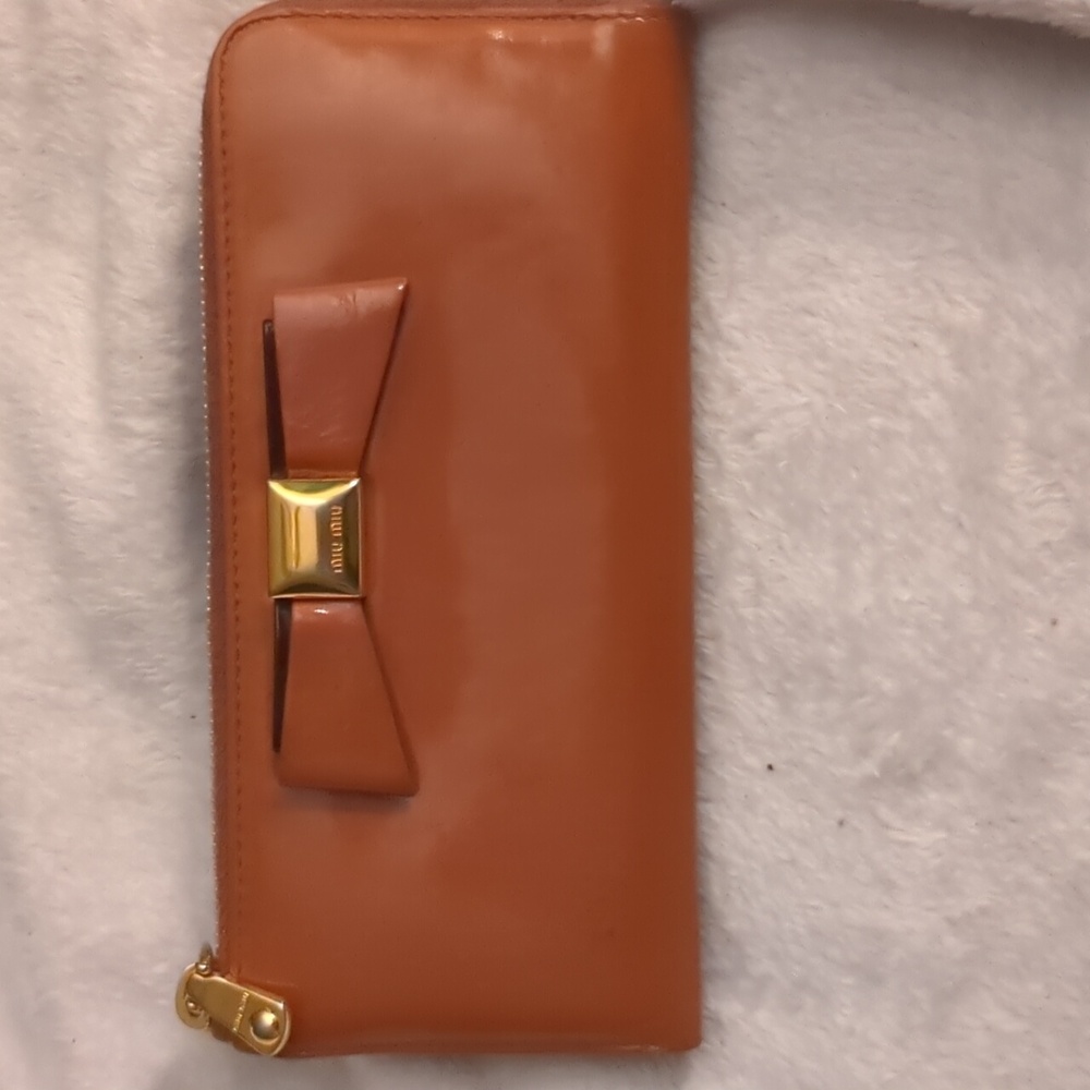 ✨Miu Miu✨ Wallet with Gold Bow